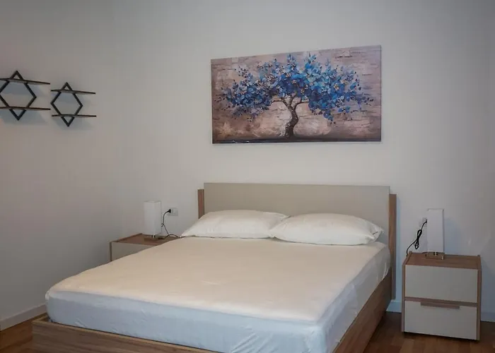 Colli Apartament *